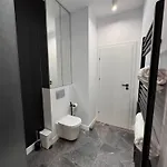 Sky View Penthouse Apartment *