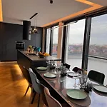 Apartment Sky View Penthouse Craiova
