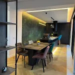 Sky View Penthouse *