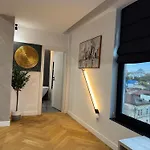 Sky View Penthouse Craiova