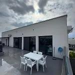 Sky View Penthouse Apartment