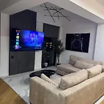 Sky View Penthouse Craiova