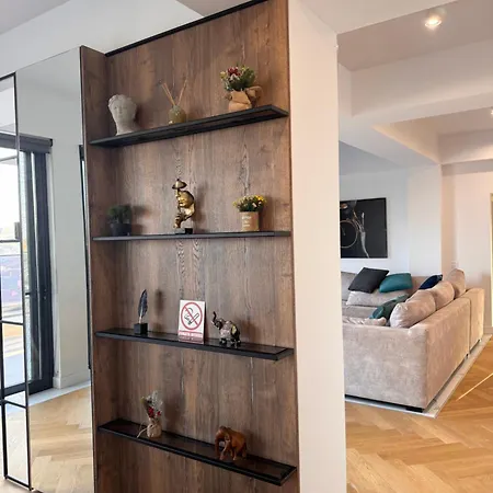 Διαμέρισμα Sky View Penthouse *