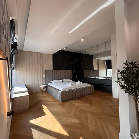 Apartment Sky View Penthouse Craiova