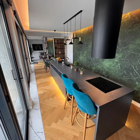 Sky View Penthouse Διαμέρισμα Κραϊόβα