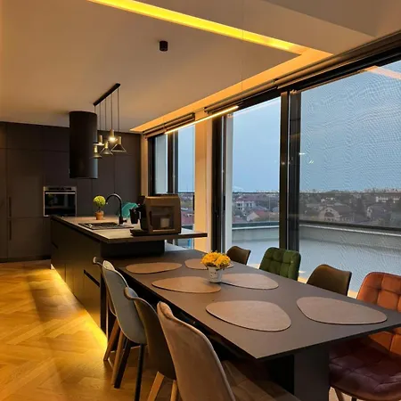 Appartement Sky View Penthouse Craiova