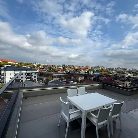 Sky View Penthouse *