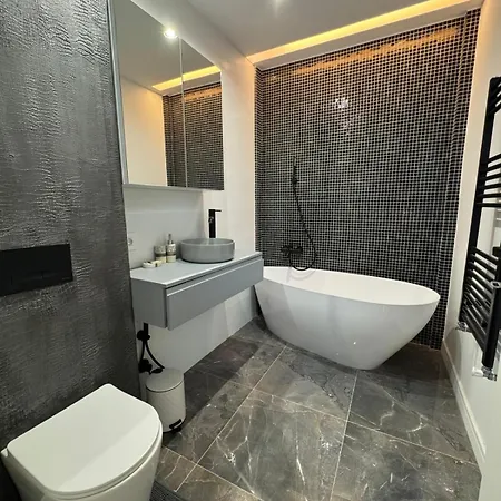 Sky View Penthouse