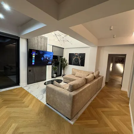 Διαμέρισμα Sky View Penthouse Κραϊόβα