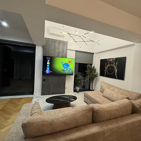 Sky View Penthouse Διαμέρισμα Κραϊόβα