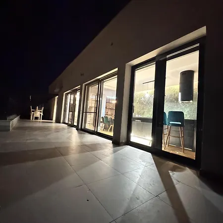 Sky View Penthouse