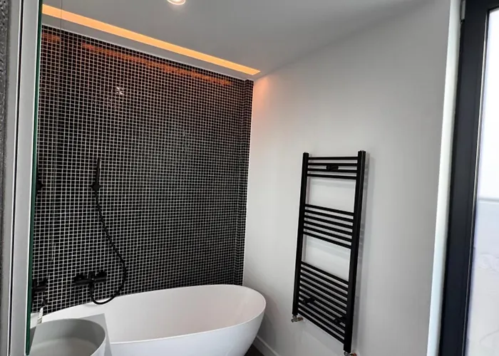 Sky View Penthouse Apartament