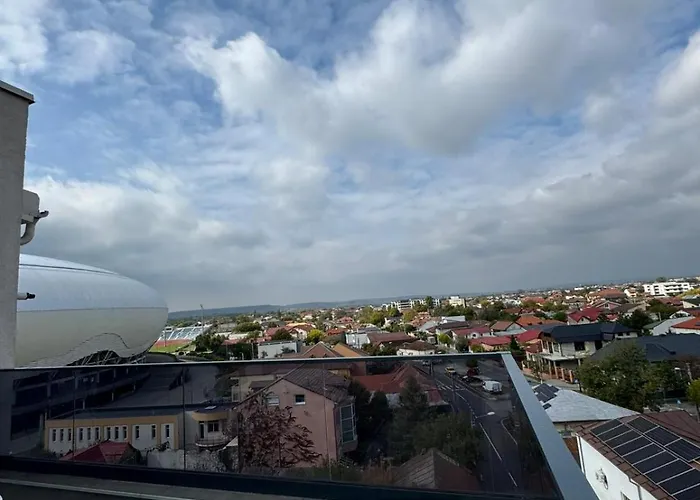 Sky View Penthouse *